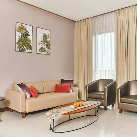 Le Premier Hotel Deltamas Cikarang Zimmer foto